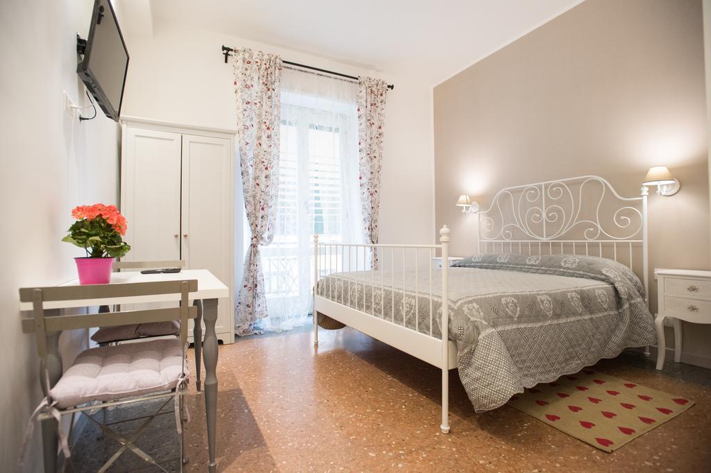 La Chiave Di Roma Acomodação com café da manhã Quarto foto