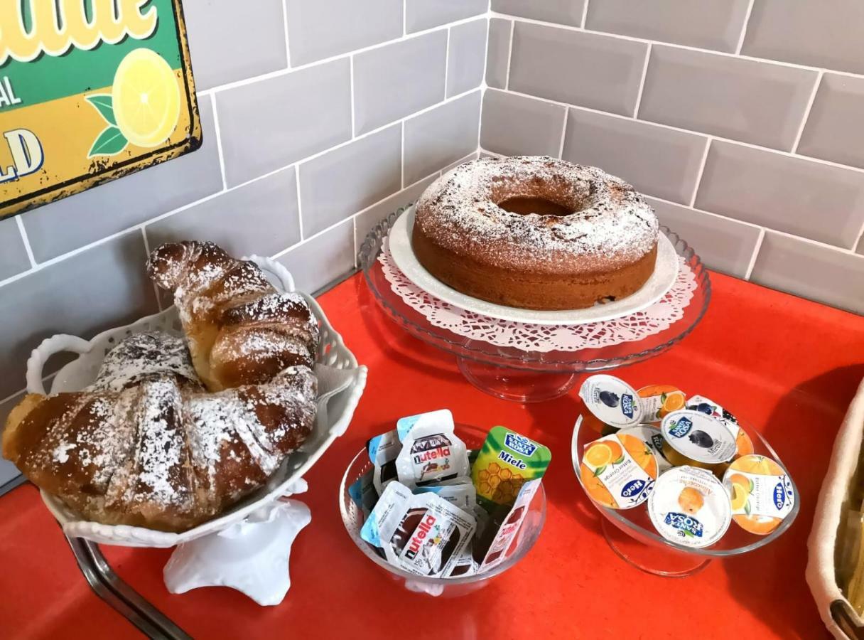 La Chiave Di Roma Acomodação com café da manhã Exterior foto